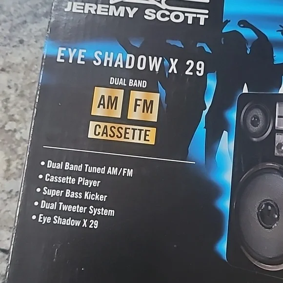 Jeremy Scott MAC Pallet, Discontinued & Sold Out, New in Box - Picture 11 of 15